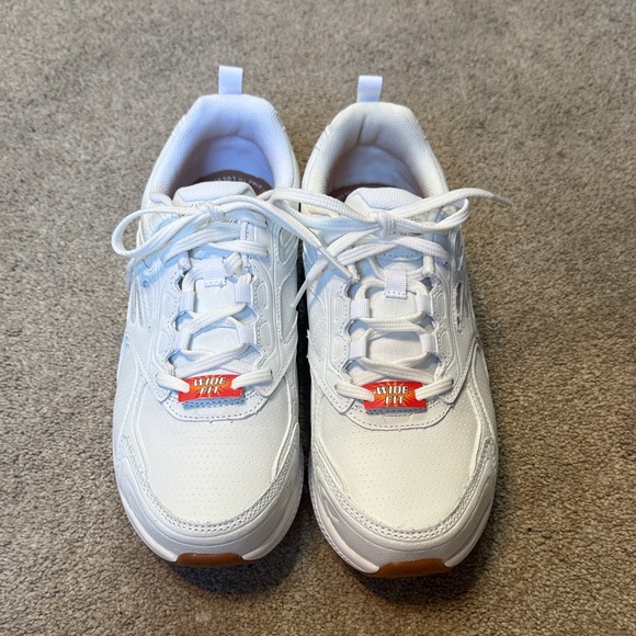 Skechers Performance White Ortholite Go Run Sneakers Size 7.5 - Picture 1 of 7